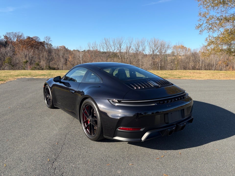 2025 Porsche 911 Carrera GTS
