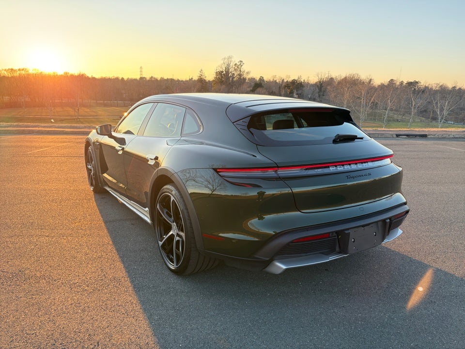 2025 Porsche Taycan Cross Turismo 4S