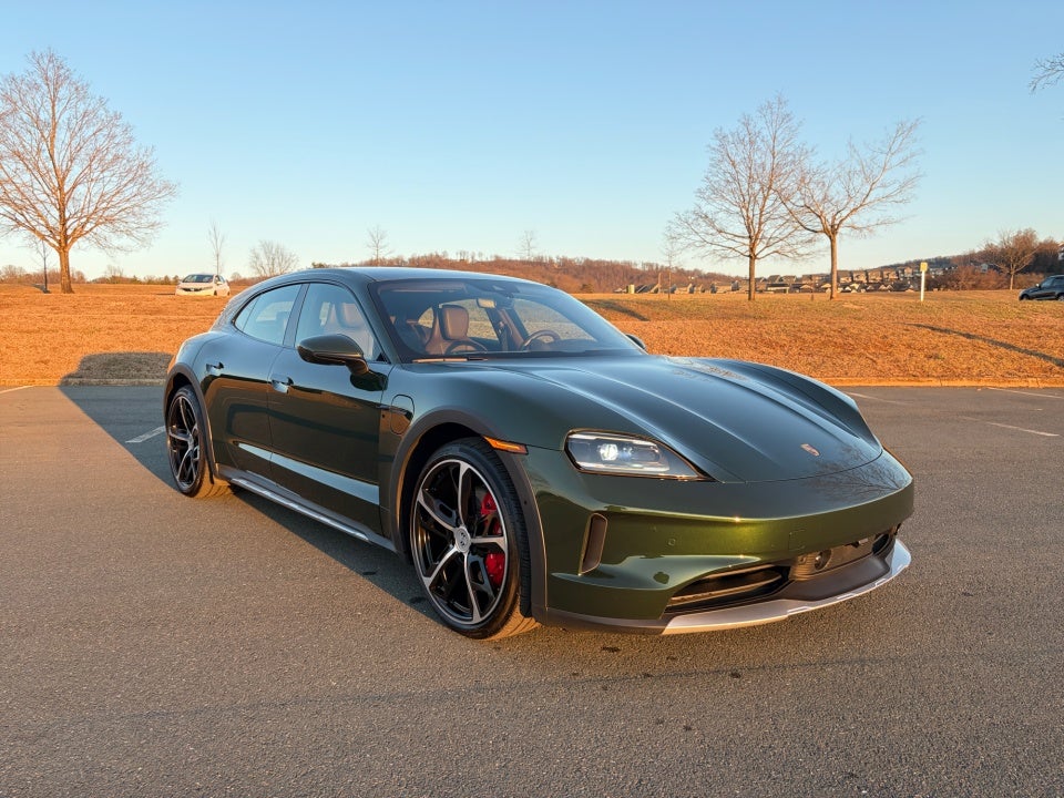 2025 Porsche Taycan Cross Turismo 4S