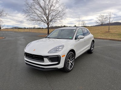 2026 Porsche Macan Base