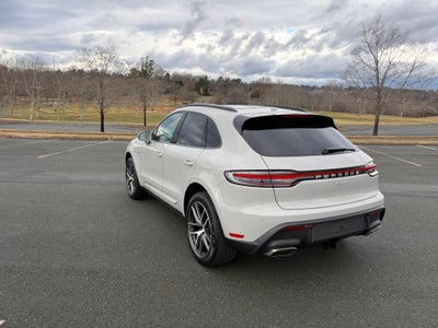 2026 Porsche Macan Base