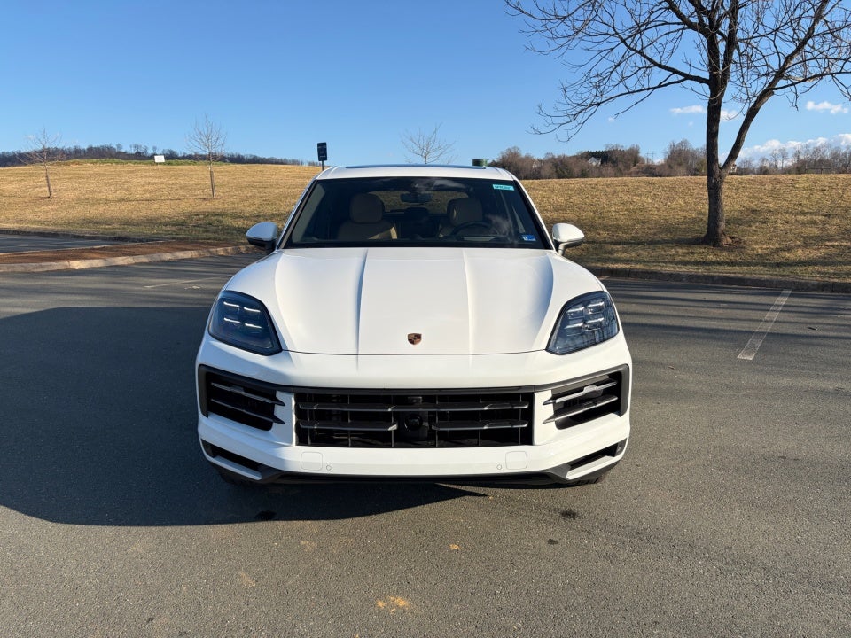 2025 Porsche Cayenne Base