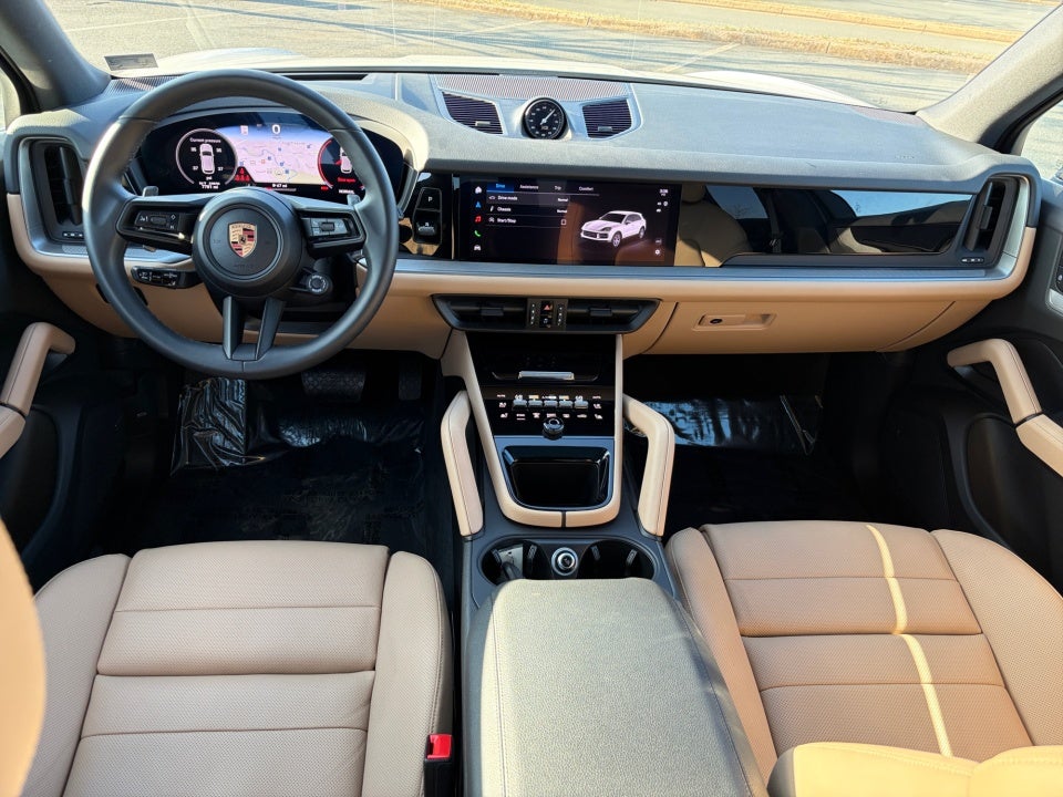 2025 Porsche Cayenne Base