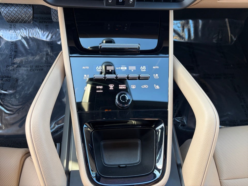 2025 Porsche Cayenne Base