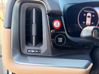 2025 Porsche Cayenne Base