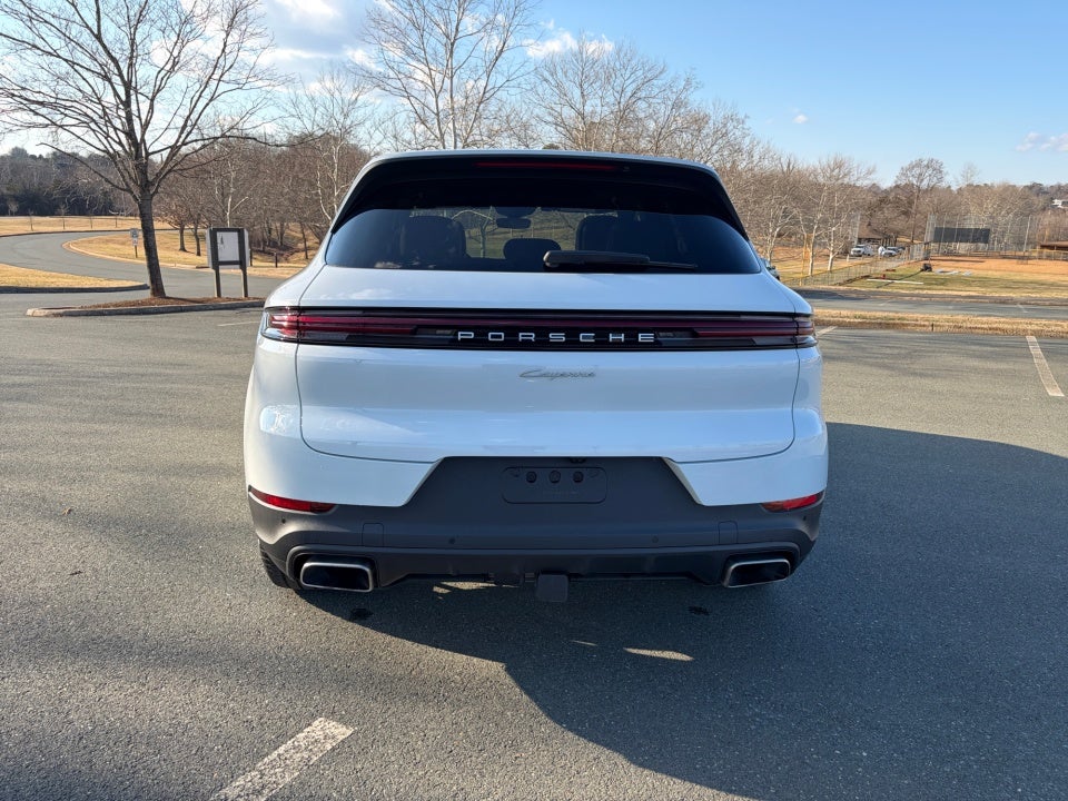 2025 Porsche Cayenne Base