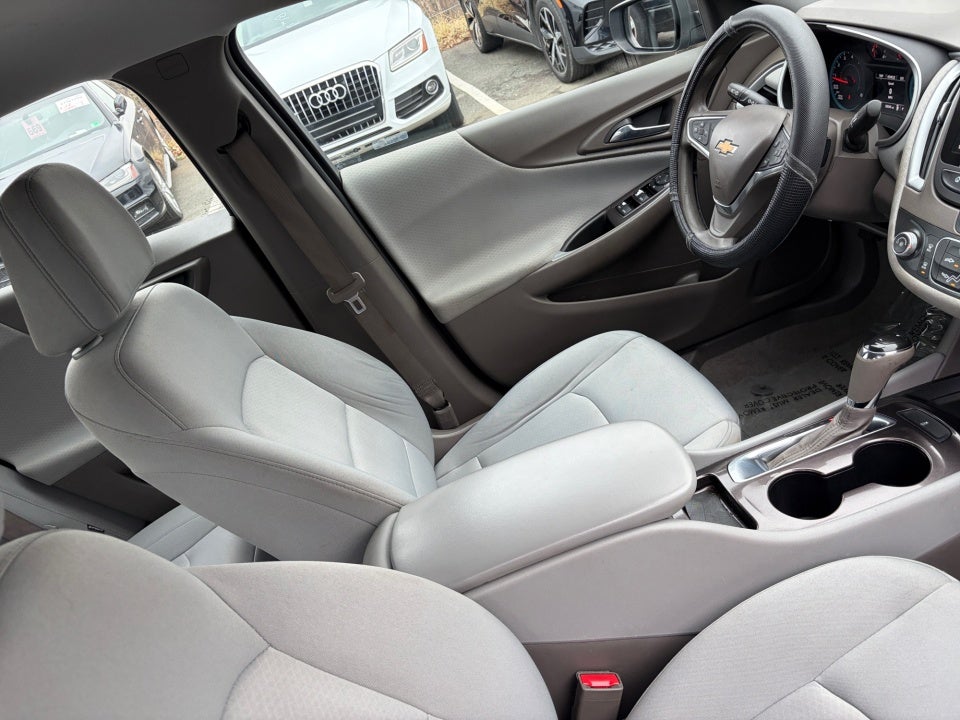 2020 Chevrolet Malibu FWD LS