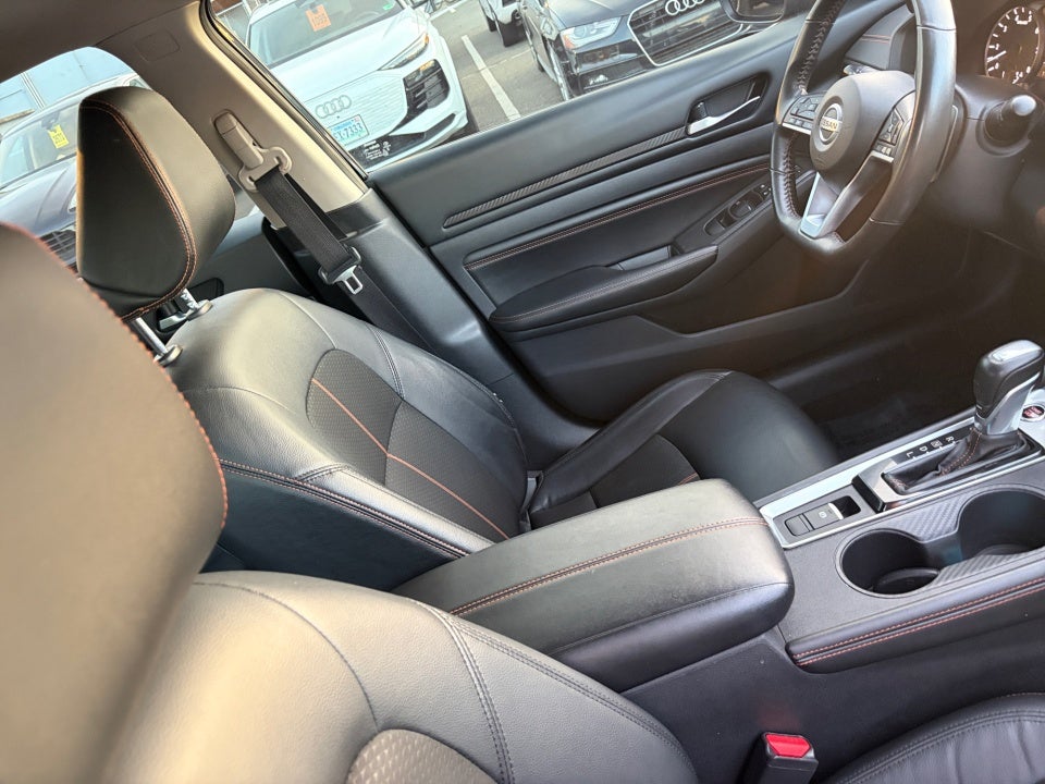 2022 Nissan Altima SR Intelligent AWD