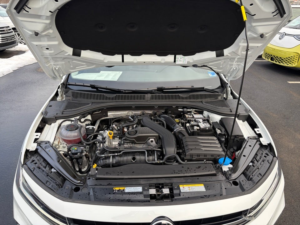 2025 Volkswagen Jetta 1.5T SE