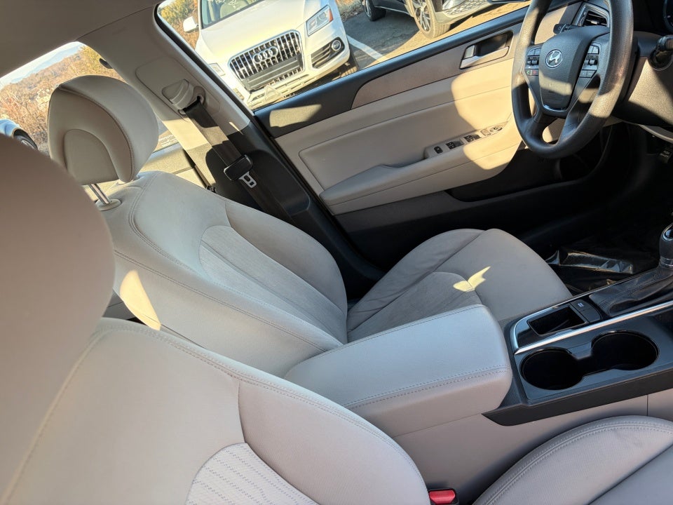 2016 Hyundai Sonata Hybrid SE