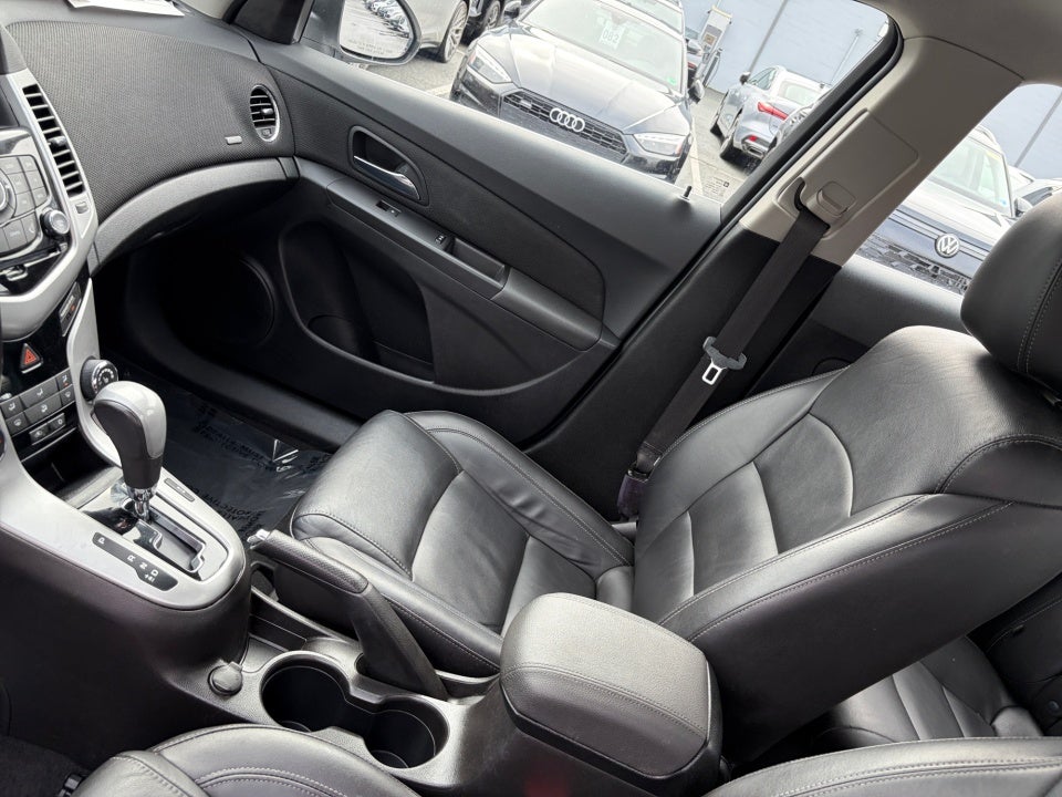 2015 Chevrolet Cruze 2LT Auto