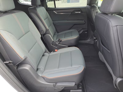 2025 GMC Acadia AWD AT4