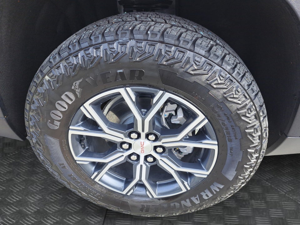 2025 GMC Acadia AWD AT4