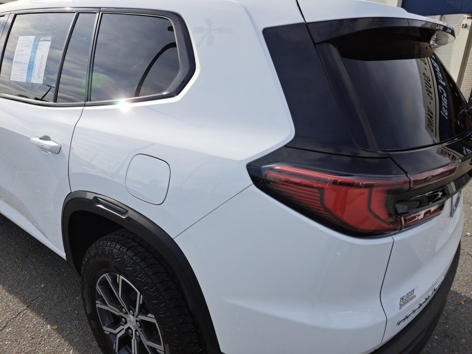 2025 GMC Acadia AWD AT4
