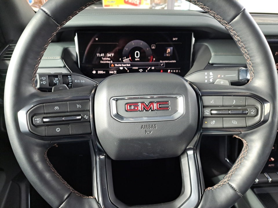 2025 GMC Acadia AWD AT4