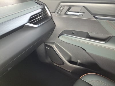 2025 GMC Acadia AWD AT4