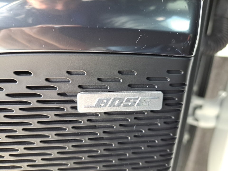 2025 GMC Acadia AWD AT4