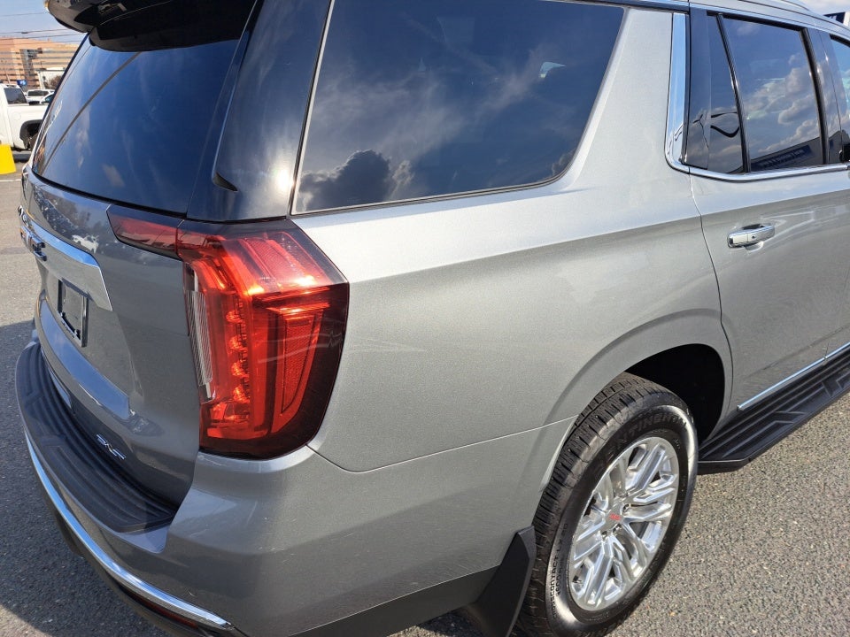 2023 GMC Yukon 4WD SLT