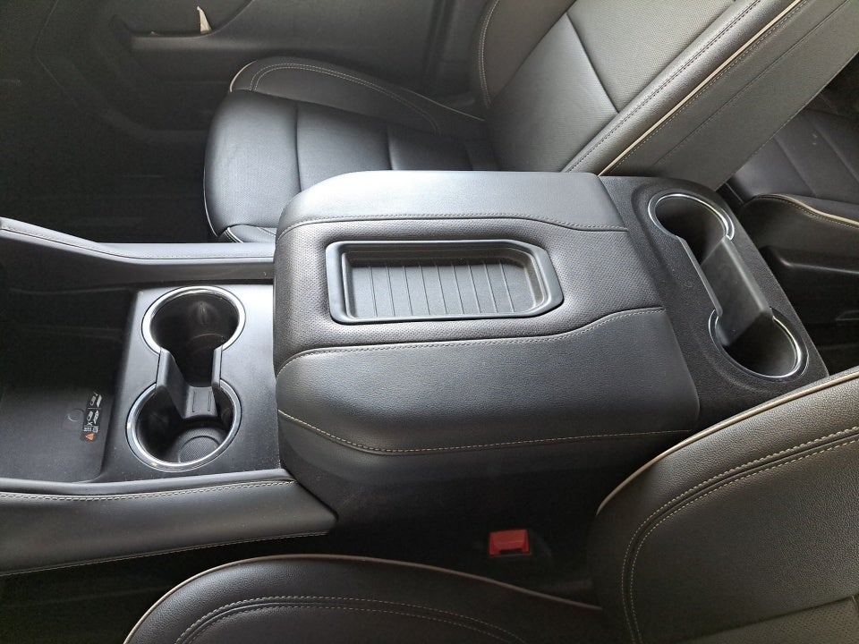 2023 GMC Yukon 4WD SLT