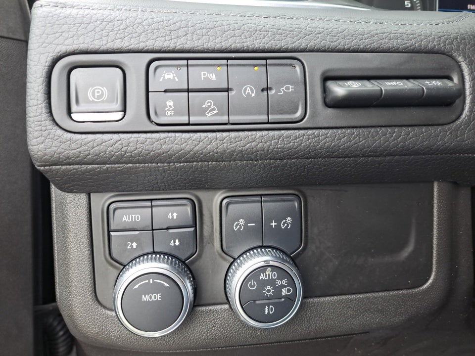 2021 GMC Yukon 4WD Denali