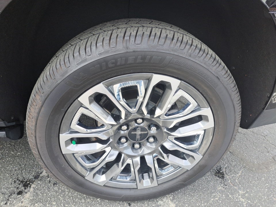 2023 GMC Yukon 4WD Denali Ultimate