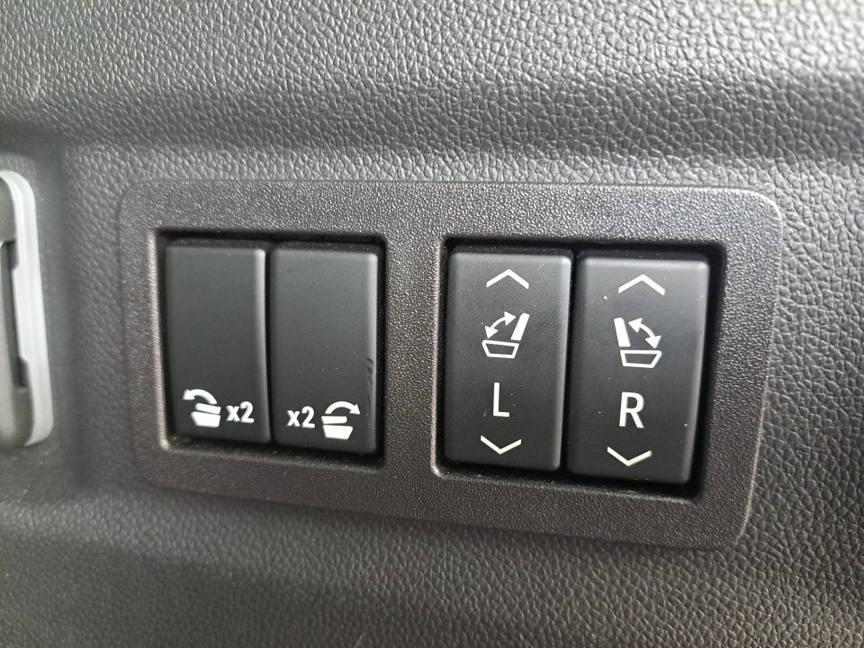 2023 GMC Yukon 4WD Denali Ultimate