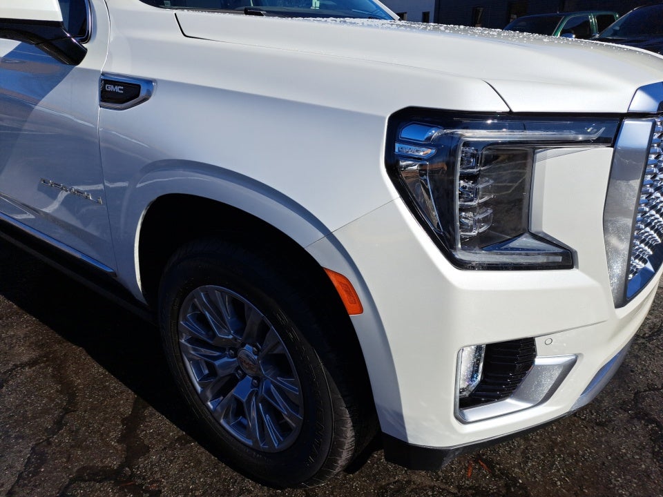 2024 GMC Yukon XL 4WD Denali