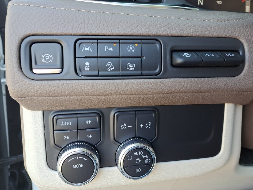 2024 GMC Yukon XL 4WD Denali