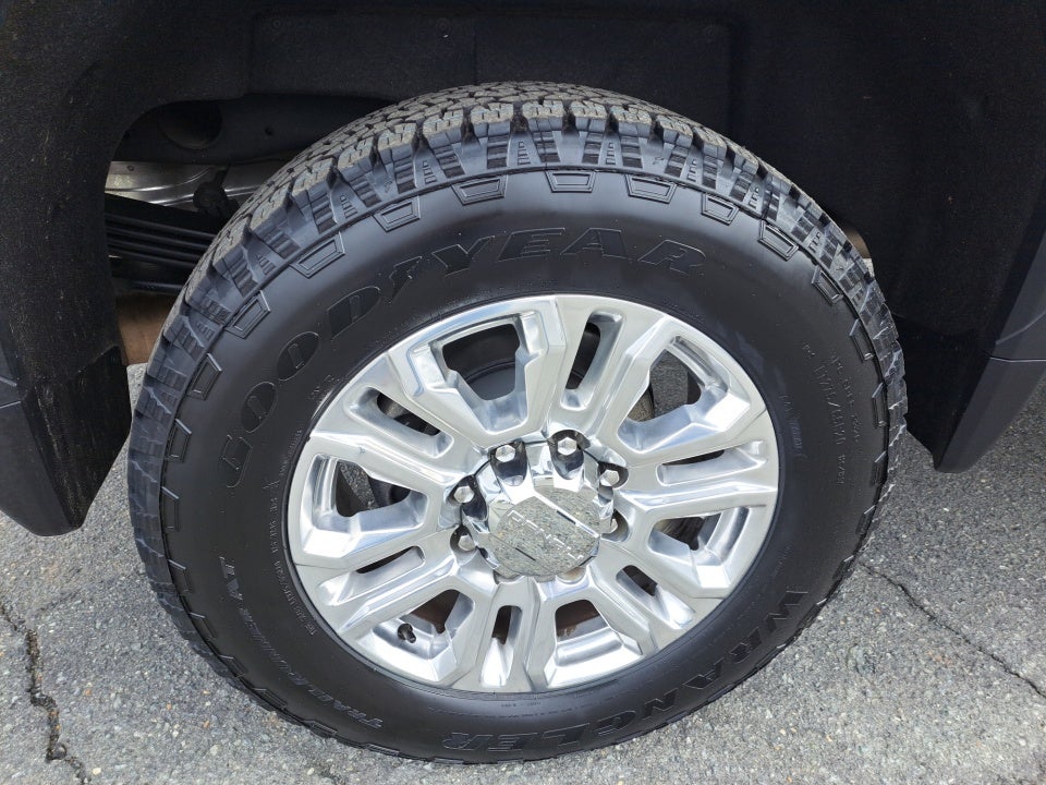 2022 GMC Sierra 2500HD 4WD Crew Cab Standard Bed Denali