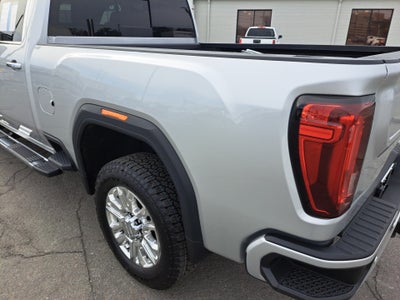 2022 GMC Sierra 2500HD 4WD Crew Cab Standard Bed Denali