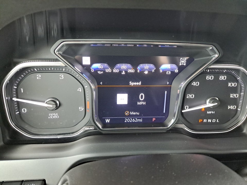 2022 GMC Sierra 2500HD 4WD Crew Cab Standard Bed Denali