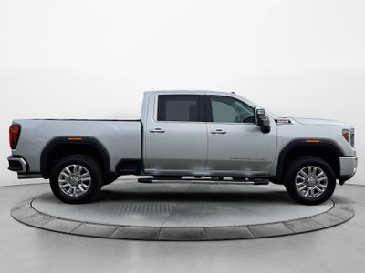 2022 GMC Sierra 2500HD 4WD Crew Cab Standard Bed Denali