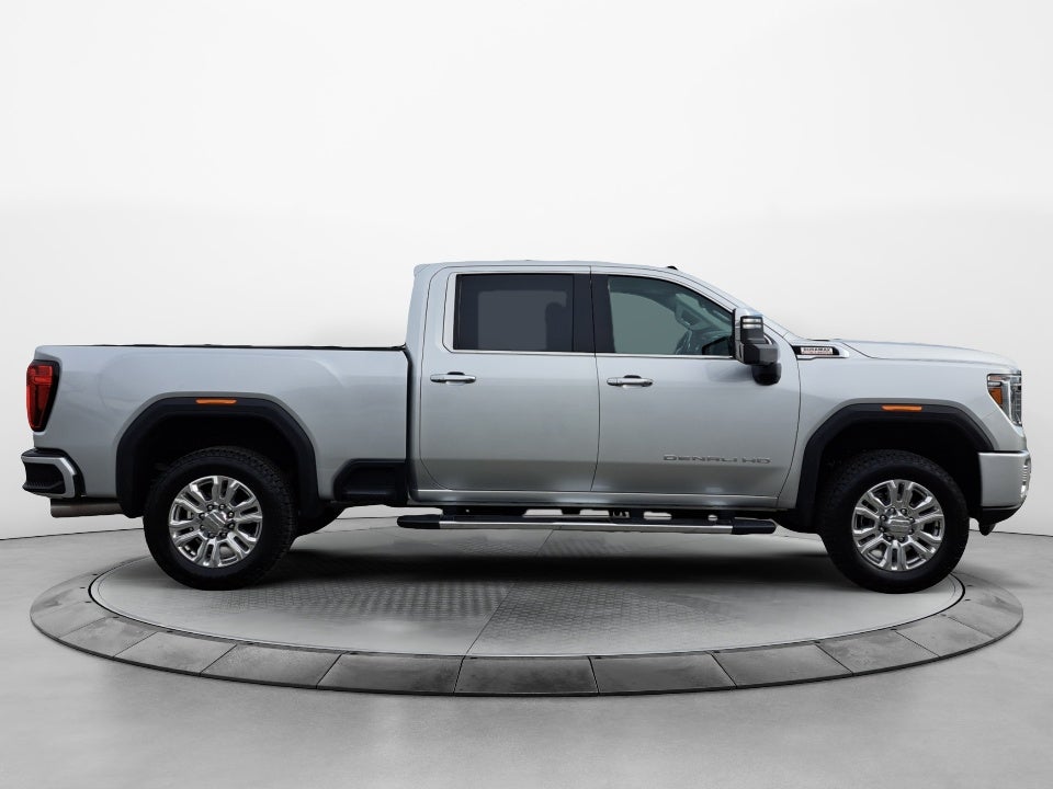 2022 GMC Sierra 2500HD 4WD Crew Cab Standard Bed Denali