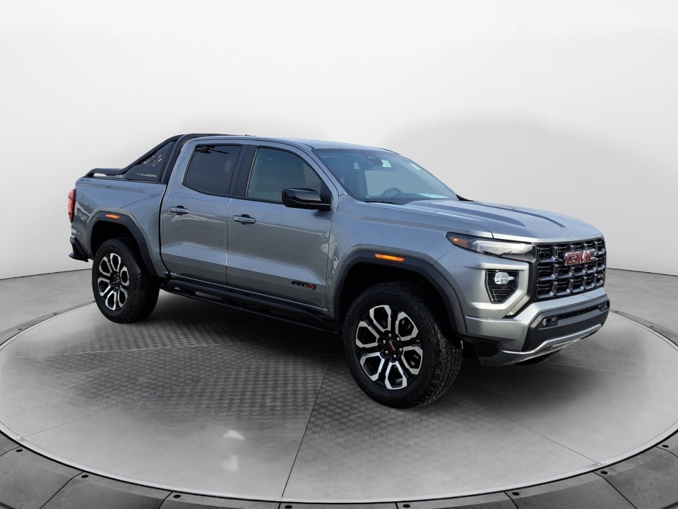 2025 GMC Canyon 4WD AT4