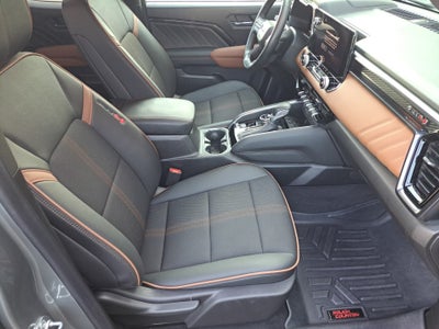 2025 GMC Canyon 4WD AT4