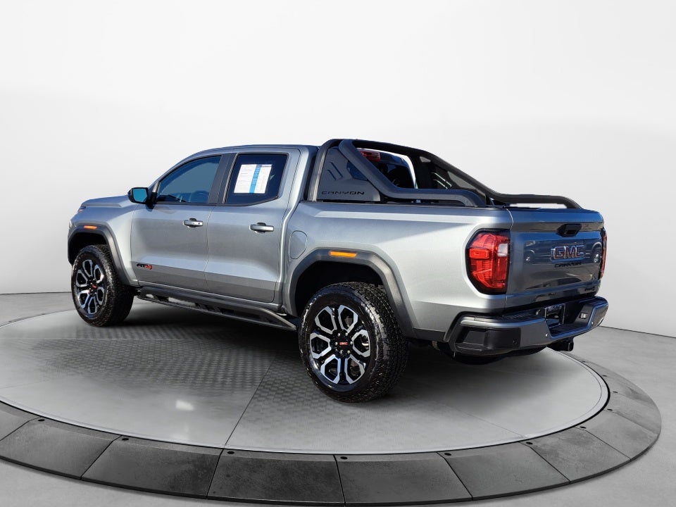 2025 GMC Canyon 4WD AT4