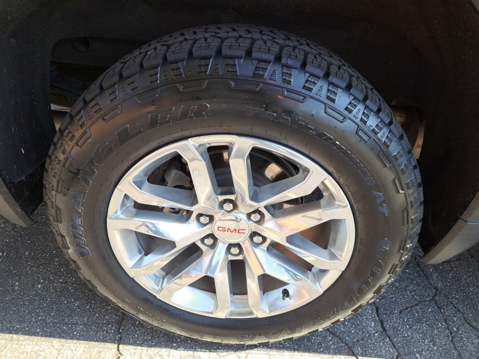 2021 GMC Sierra 1500 4WD Crew Cab Standard Box SLT