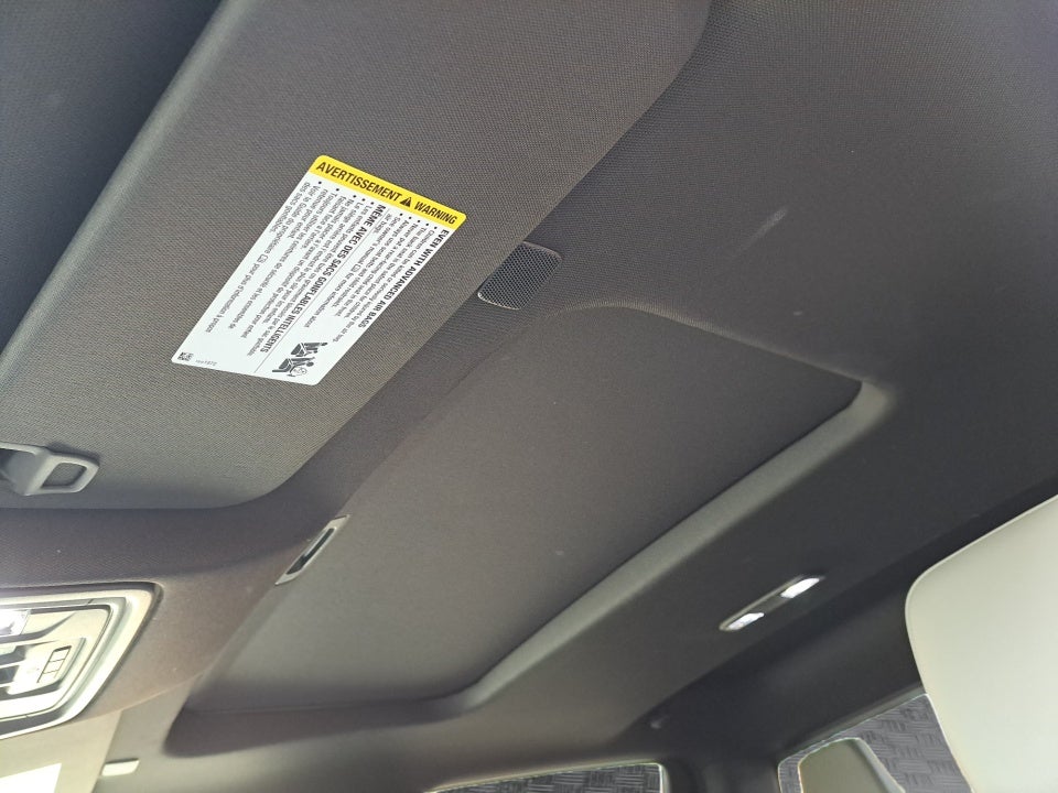 2023 GMC Sierra 1500 4WD Crew Cab Short Box SLT