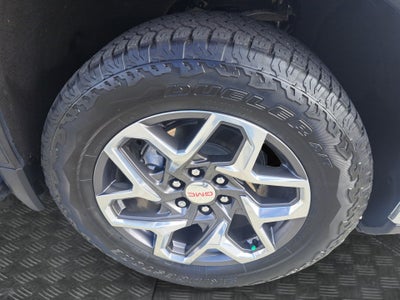 2023 GMC Sierra 1500 4WD Crew Cab Short Box SLT