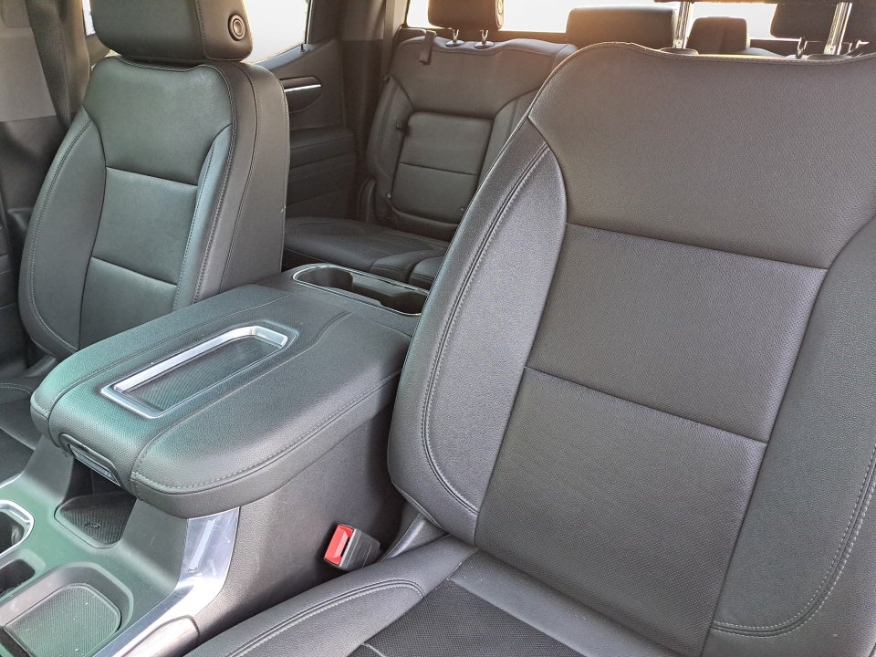 2022 GMC Sierra 1500 4WD Crew Cab Short Box SLT