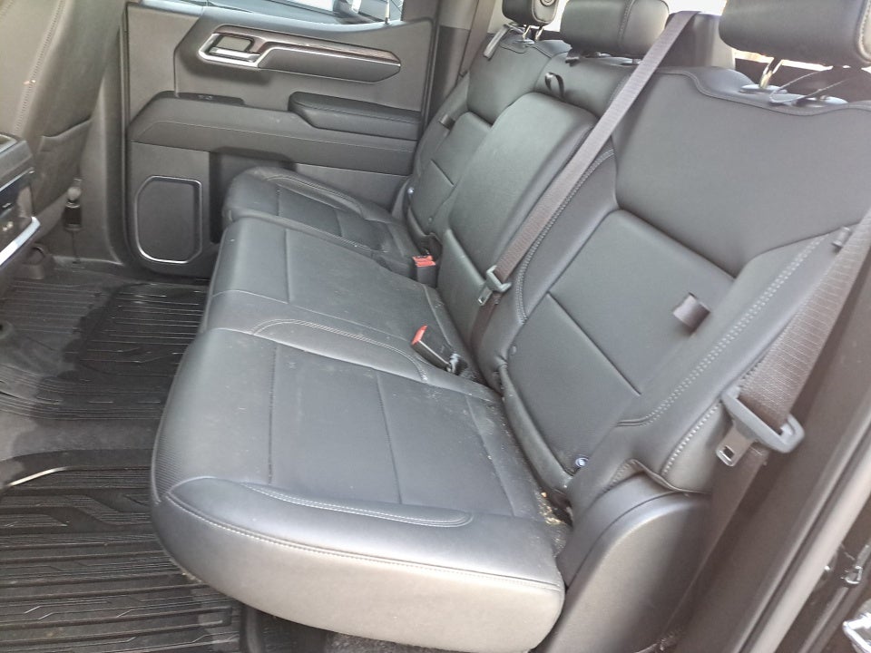 2022 GMC Sierra 1500 4WD Crew Cab Short Box SLT