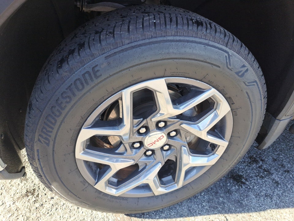 2022 GMC Sierra 1500 4WD Crew Cab Short Box SLT