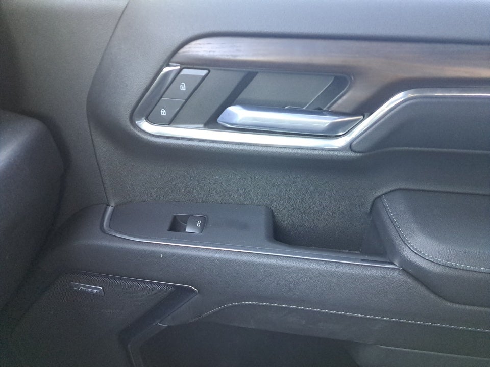 2022 GMC Sierra 1500 4WD Crew Cab Short Box SLT