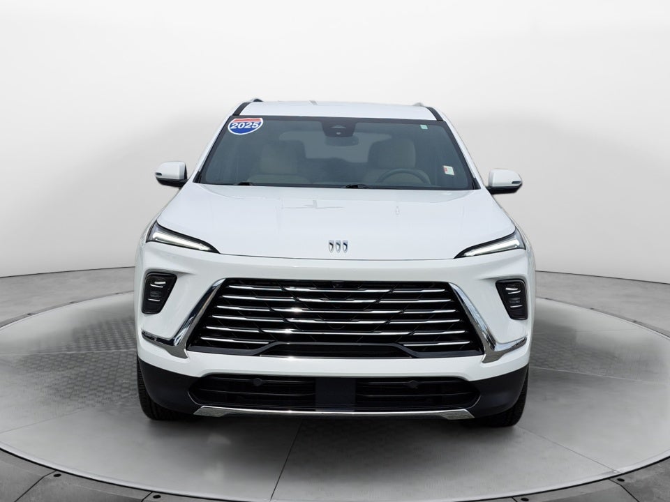 2025 Buick Enclave Preferred FWD