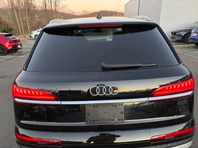 2025 Audi Q7 Premium 45 TFSI quattro Tiptronic