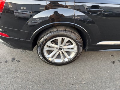 2025 Audi Q7 Premium 45 TFSI quattro Tiptronic