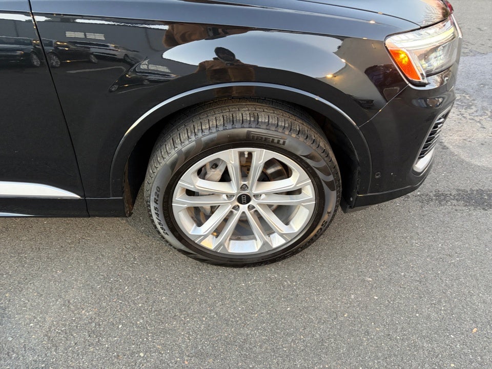 2025 Audi Q7 Premium 45 TFSI quattro Tiptronic