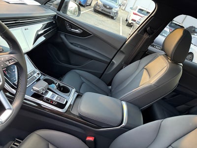 2025 Audi Q7 Premium 45 TFSI quattro Tiptronic