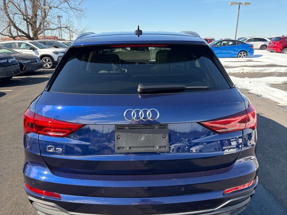 2025 Audi Q3 Premium 45 TFSI S line quattro Tiptronic