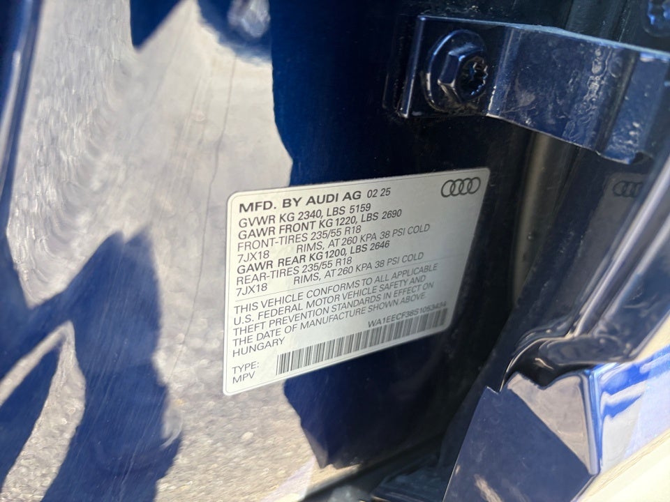 2025 Audi Q3 Premium 45 TFSI S line quattro Tiptronic